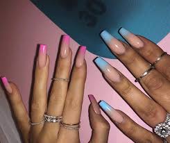 Kylie Jenner Neon Ombre Nail Art Ecemella If you've ever looked at kylie jenner's snapchat story or instagram feed (and considering she boasts a whopping 156 million followers on the latter platform alone, chances are you have) then you've probably seen her long, perfectly manicured nails.