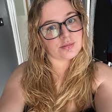 Hope this is okay to post but needing help. How much would someone pay for  these? They are 8cm round acrylic. Will have names added