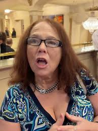 The great Holly Cole reunites with the VSO for a sultry, jazzy Christmas  concert in true Holly Cole style. Dec 11 at the Orpheum. Selling fast!