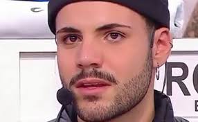 Chi è raffaele renda amici 20? Chi E Raffaele Renda Amici 2021 Eta Instagram Fidanzata E Sanremo