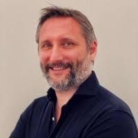 2400+ "Stucchi Stucchi" profiles