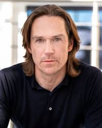 The Bleeding Diamond (Short 2014)