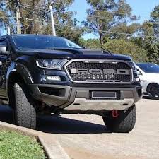 Bodykit Grill For Ford Endeavour Now In Stock Carparts Caraccessories Automotiveaccessories Autoparts Caraccesso Ford Trucks Ford Endeavour Ford Suv