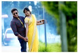 A good wedding photographer is able to work with any light at any point of the day. Wedding Photography Outdoor Album1 Wedding Photographers In Coimbatore Baba Studio