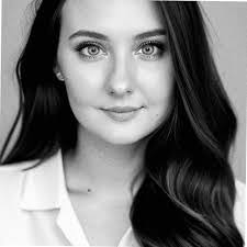 Alexandra Cornell's Instagram, Twitter & Facebook