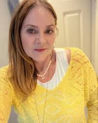 Paula Boniface's Instagram, Twitter & Facebook