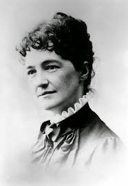 In The Moment ... Libby Custer Stands By Her Man