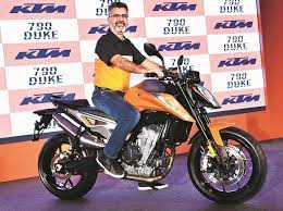 Bajaj offers 17 models in india with most popular bikes being bajaj motorcycles is one of the largest motorcycle manufacturers in india. Bajaj Auto Plans To Drive In Three More Ktm Models By March End Business Standard News