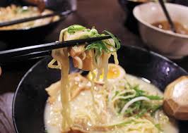 Pho Vs Ramen The Difference Between These Soups Healthy Asian Recipes Ramen Asian Recipes