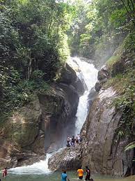 Copyright © 2014 en diwang photography. Chiling Waterfalls Air Terjun Sungai Chiling Visit Selangor