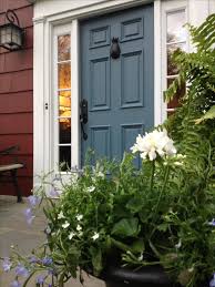 These front door design ideas bring you both looks and practicality, complementing your existing house front door design isn't all about getting a new door. What Color To Paint Front Door With Red Brick