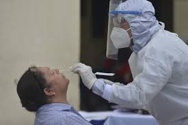 Salud reporta una baja en pruebas para coronavirus en todo el país