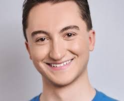 Matthew Hommel's Instagram, Twitter & Facebook