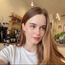 Hi everybody, I am single and I would like to have a sincere relationship  with a woman. My beautiful write to me if you are interested thank you