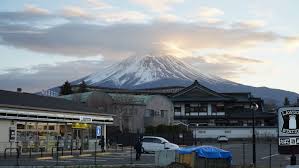Mount Fuji Over The Lake In Fujikawaguchiko Japan Realistic Wanderlust