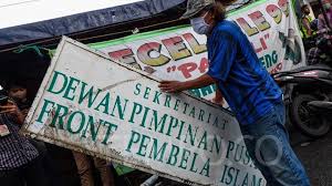Kalau fpi mau bubar gampang, musnahkan kemaksiatan di muka bumi indonesia, otomatis fpi bubar sendiri, ujar fpi. Kssaw7eik6ow4m