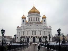 Celelalte biserici mai mari din rusia sunt catedrala patriarhală „preasfântul mântuitor din moscova, prevăzută pentru 10 mii de credincioşi, şi catedrala „sfântul isaac la sankt petersburg pentru peste 10 mii de credincioşi, chiar dacă actualmente rămâne un muzeu, a cărei restituire o cere biserica. Cele Mai Impunatoare Temple Sau Locasuri De Cult Din Lume Galerie Foto Mobile