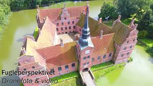 Uddannelsesfond, rosenholm syddjurs kommune banevej 2 8543 hornslet telefon: Rosenholm Slot Youtube