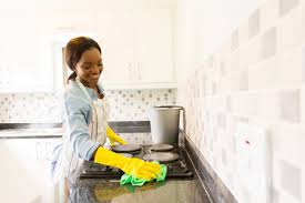 Recrutement Femme de Ménage avec Nuitée Mermoz