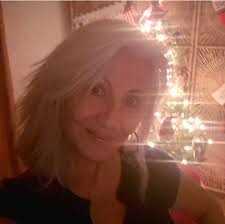 Who are recommended oral surgeons in NJ for dental implants?