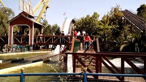 1 design and operation 2 variants 2.1 similar rides 3 appearances 3.1 transportable 3.2 theme parks breakdance consists of. Fantasilandia Adrenalina Y Diversion Para Este Puranoticia