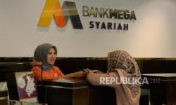 Ngga usah nang, ngga perlu jadi kayak oom. Topic Bank Mega Syariah Ihram