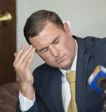 SEE IT: Off-duty NYPD cop just stands there as friend beats FDNY battalion  chief's son unconscious in bar parking lot