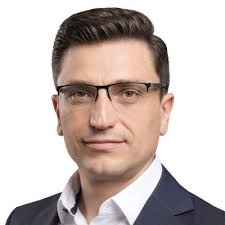 Atanas Kiryakov (@kiryakov_ak)