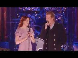 Florence Josh Homme Johnny Cash S Classic Jackson Josh Homme Indie Wedding Songs Queens Of The Stone Age