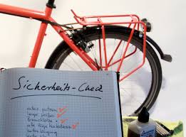 Fruhjahrsputz Und Check So Wird Ihr Fahrrad Sauber Und Sicher Fur Die Neue Saison Teil Eins Sauber Mann Patria Fahrrader
