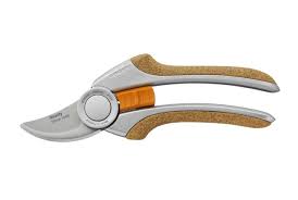 Quantum Bypass Pruner Pruners Fiskars Christmas Gifts For Mum