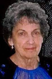 Earlene Hess's Instagram, Twitter & Facebook