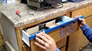 Rockler Deluxe Drawer Pull Jig It Demo Glass Impressions Youtube
