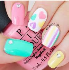 Transforma una uña con un poco mas de brillo brillo degradado con estilo ombré y veras que agrega un toque único al. Resultado De Imagen Para Unas Acrilicas Color Pastel Unas Basaru Club