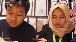 Sebab, barito putera memutuskan untuk mengirim yudha ke. Fisiknya Kerap Diejek Yudha Keling Buktikan Bisa Dapat Pacar