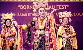 Igal igal dance is a popular bajau semporna dance and this one was recorded during the annual harvest festival celebration of the kadazandusunmurut held on 1. Generasi Muda Pelakar Penerus Kesinambungan Budaya Malaysia Aktif