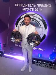 Лобода стала певицей года … Sergej Lazarev Izbegaet Voprosov O Vozlyublennoj I Rebenke
