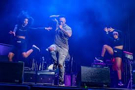 Dj tira official twitter account. Watch Dj Tira Collaborates With Busker Singing Outside His House