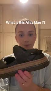 Alias Mae Womens Julian Shoes