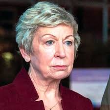 Muere Joanna Bacon, la actriz que interpretó a la madre de Natalie en 'Love  Actually'