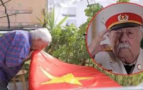 Nguyễn văn lập sinh ngày: Kostas Sarantidis Nguyá»…n VÄƒn Láº­p