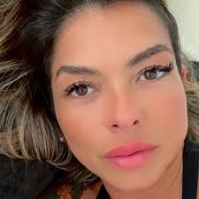 What are some recommendations for a massage therapist in Pensacola?