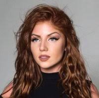 She has went on to win multiple awards in hungary, and took part in a dal in 2012, 2016, and 2018. Tolvai Renata Gyujto Sztar Com Magyarorszag Legnagyobb Sztarforuma The Largest Hungarian Celebrity Community