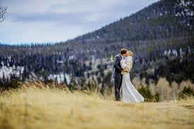 Discover the best wedding vendors including reception sites, photographers, entertainment, honeymoon locations. Home Page Estes Park Wedding Associaton