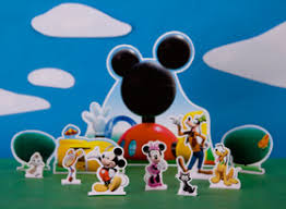 The Mickey Invites And Cupcake Toppers And Games And Oh Wait That S All Today A Girl And A Glue Gun Bonjour qu'il est là mesure du mickey merci pour vôtre travaille et gentillesse de partager.