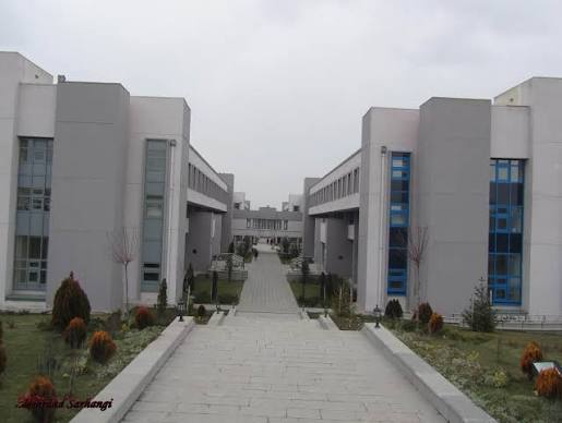 File:Gölbaşı Ankara üniversitesi hazırlık kampüsü - panoramio.jpg -  Wikimedia Commons