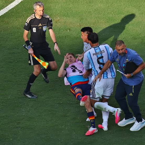 Argentina players face bans as Fifa opens investigation into World Cup final brawls | Argentina | The Guardian