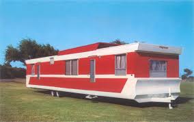 The stigma of the dingy mobile home is due to the mobile home of years gone by. Mobile Homes 101 Who S Living In Them And How They Re Made In 2017 Curbed