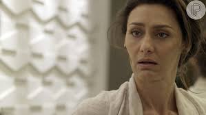 Foto: Joyce (Maria Fernanda Cândido) diz que espera que a barba de Ivan  (Carol Duarte) caia e pede que ele procure por CLáudio (Gabriel Stauffer),  na novela 'A Força do Querer' -