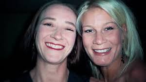 Janie Cain's Instagram, Twitter & Facebook